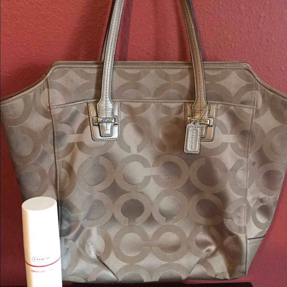 100% authentic coach bag