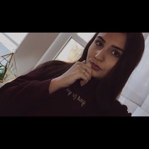 Meet your Posher, Caitlyn