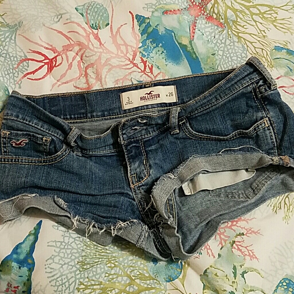Hollister shorts size 3