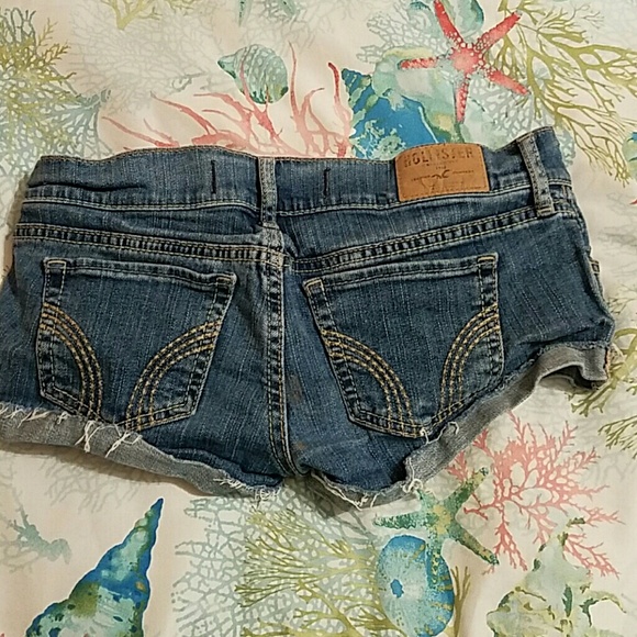 Hollister shorts size 3 - Picture 2 of 2