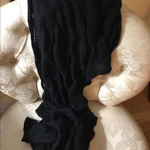 ❄Black Ruffled Winter Scarf❄