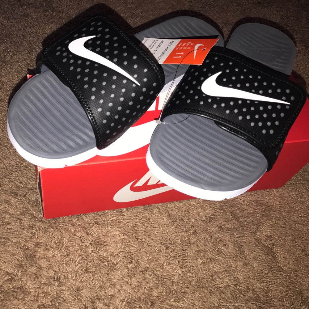 Men's Nike Flex motion slide
