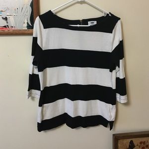 Old navy boat neck tee