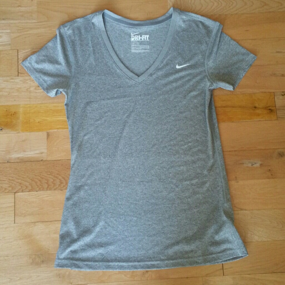 nike dri fit grey tee