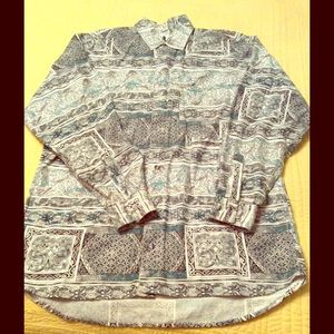 Like new western inspired shirt.