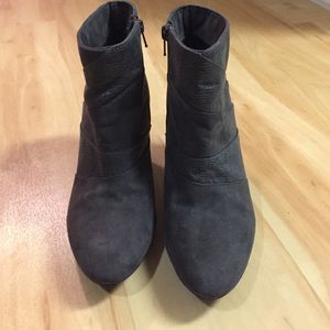 Ankle boots size 7