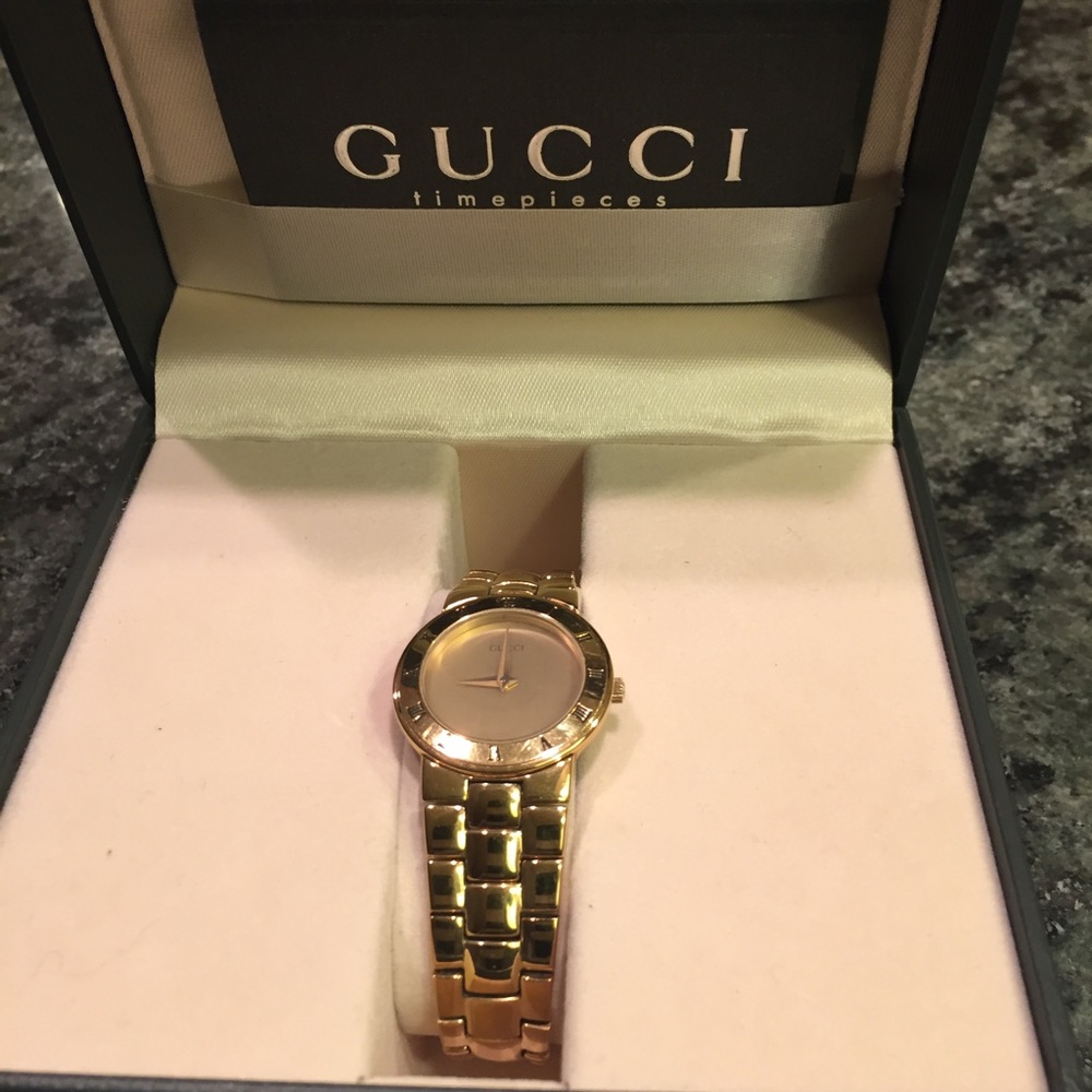 Vintage Gucci Gold Ladies Watch