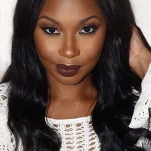 Meet your Posher, Briana
