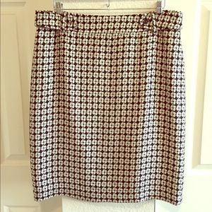 Black and white lined skirt