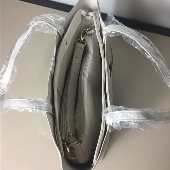 LAST ONE BCBG Paris set of 2 bags - Picture 4 of 8