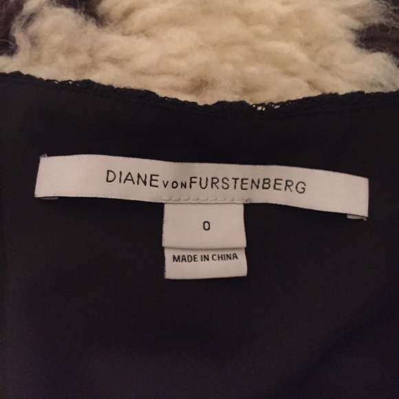 DVF lace and leather skirt - Picture 2 of 2