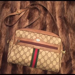 Vintage Gucci shoulder bag