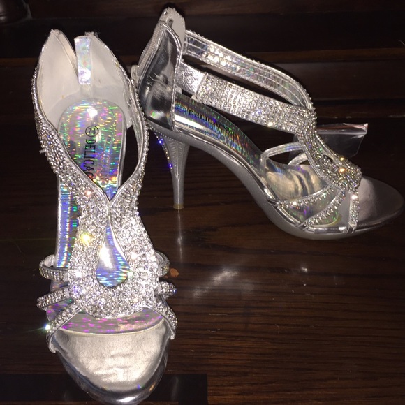 Rhinestone heels - Picture 1 of 3