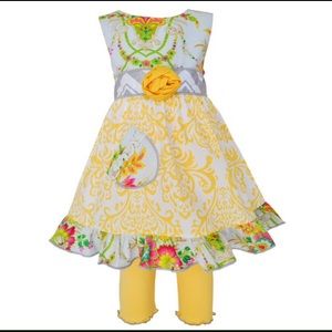 Ann Loren Other - Ann Loren yellow floral/damask NWT sz 4/5