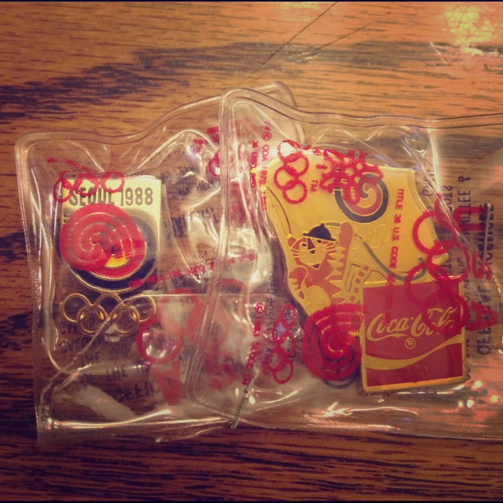 Coca cola olympic pins value