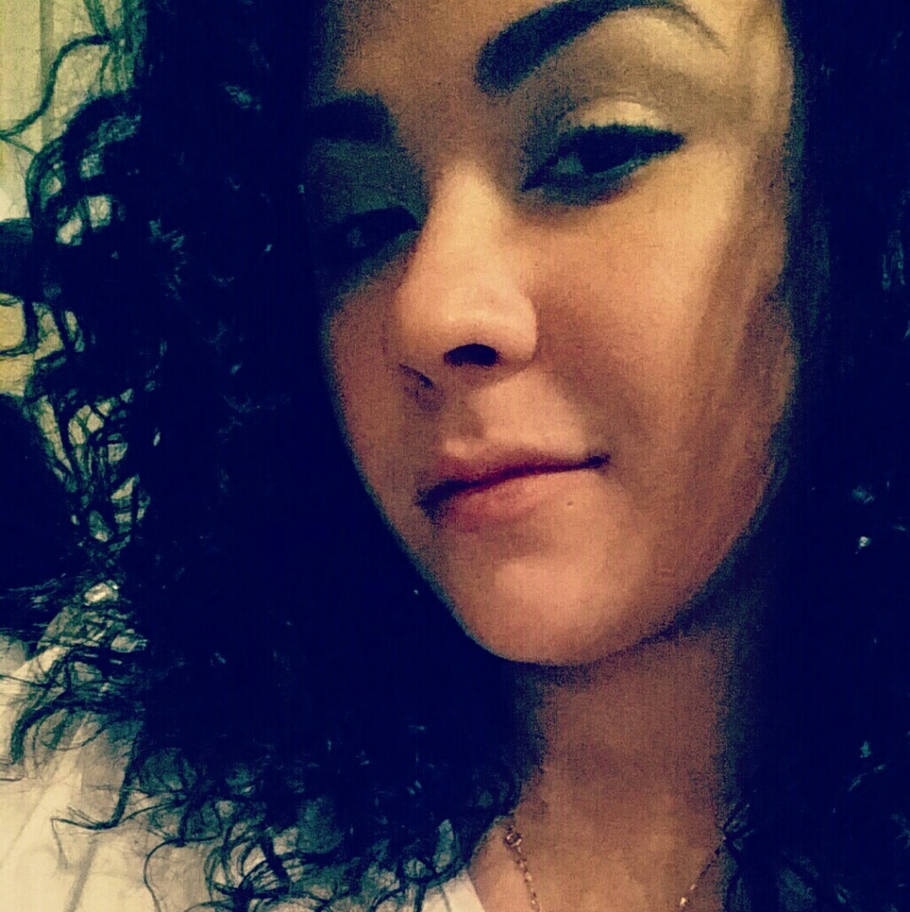 Meet your Posher, Priscilla