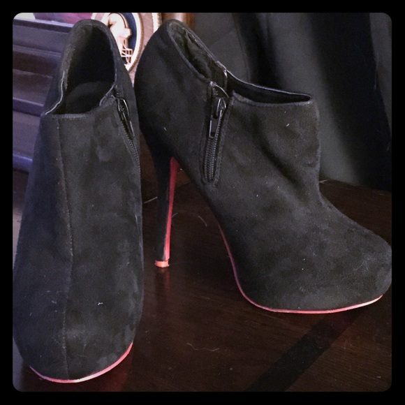 High Heel Ankle Boot - Picture 1 of 2