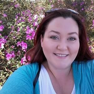 Meet your Posher, Courtney