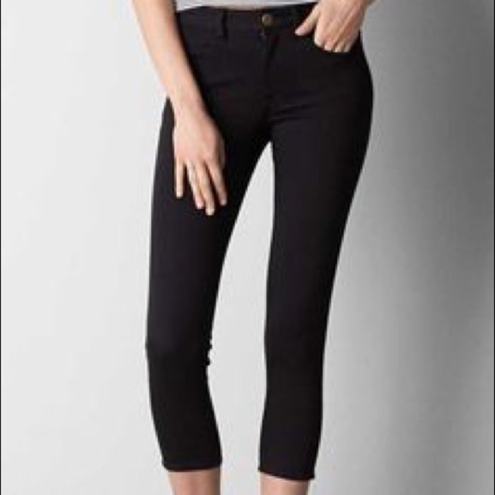 American Eagle Hi-rise Cropped Legging in Black