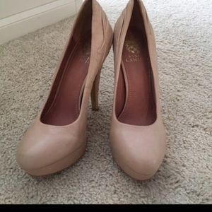 Vince Camuto nude platform heels
