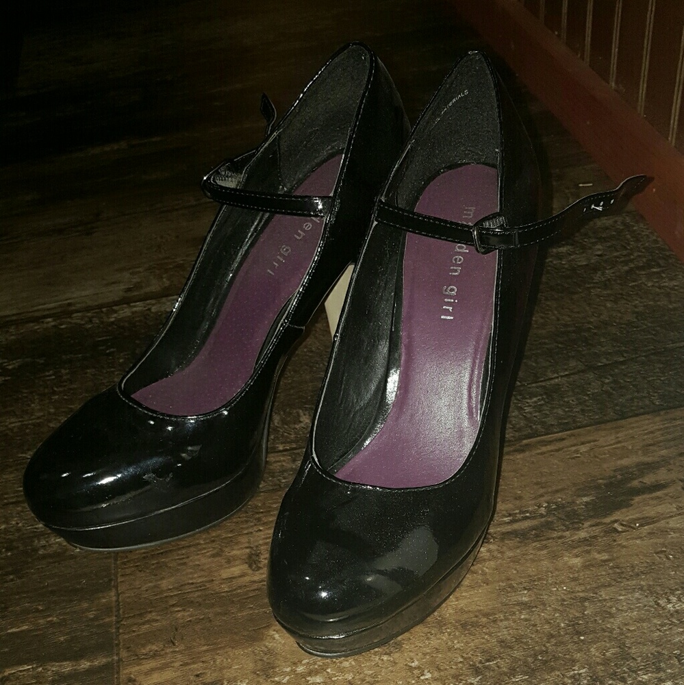 Black Madden Girl Pumps