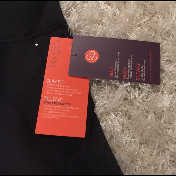 🔥Last One🔥NWT Zella black crop mesh legging - Picture 6 of 7