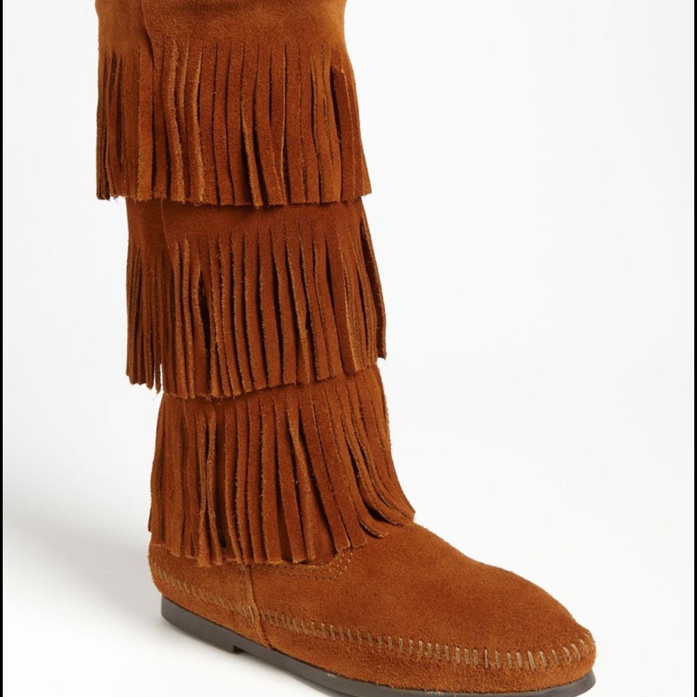 Minnetonka fringe boots