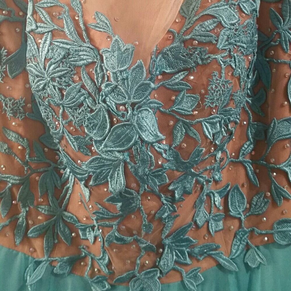 Sherri Hill formal dress