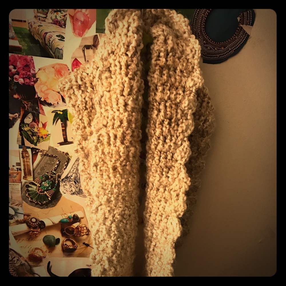 Plain cream, short, infinite hand made scarf.