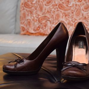 Style & Co. Brown Leather Heels with Bow