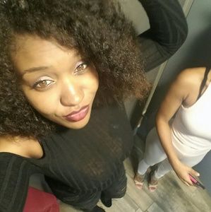 Meet your Posher, Sierra