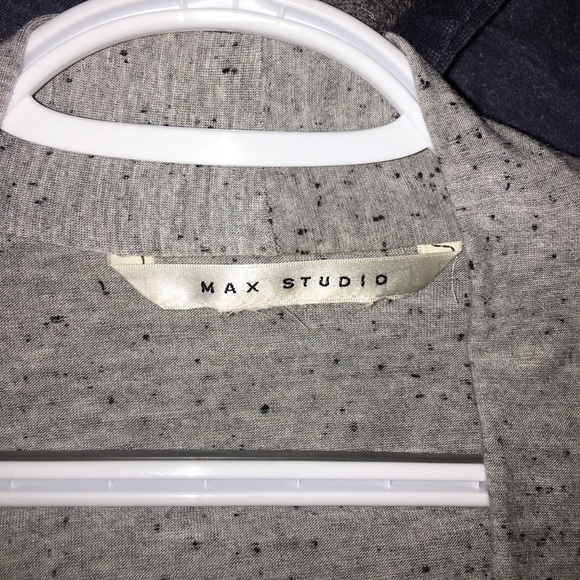 Max Studio top - Picture 3 of 4