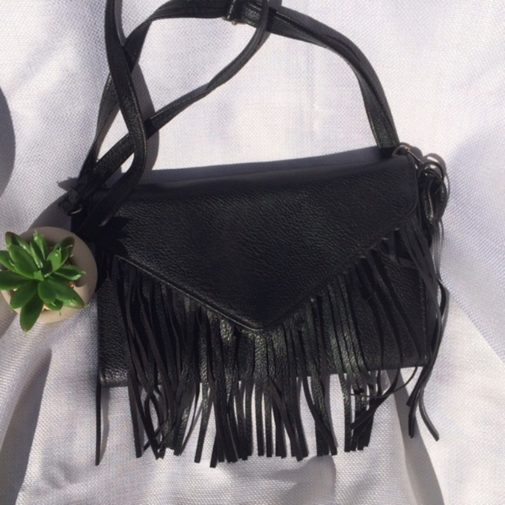 Fringe crossbody purse