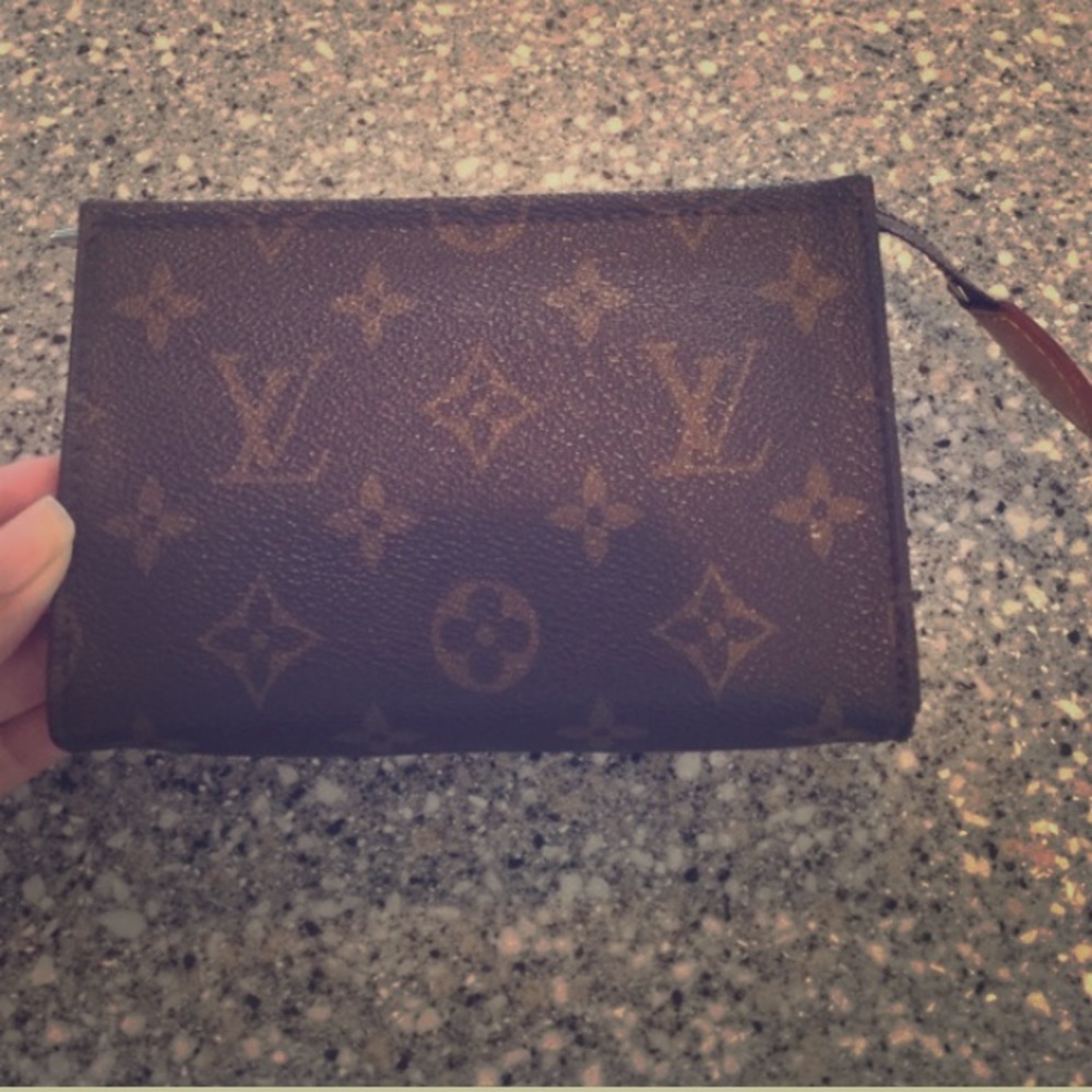 AUTHENTIC LOUIS VUITTON MINI BAG