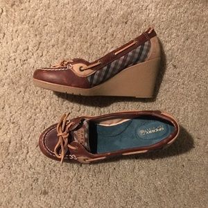 New Sperry Topsider Goldfish Wedges