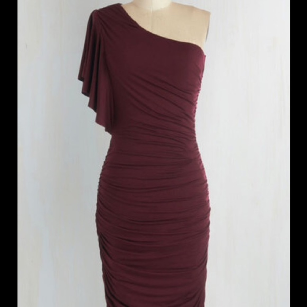 Gilli Tasting Room Dress in Wine