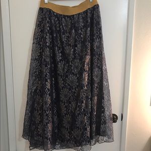 LulaRoe Lucy Elegant Collection