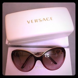 Versace sun glasses. Brand new!