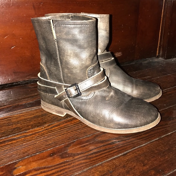 ALDO Boots - Picture 1 of 7