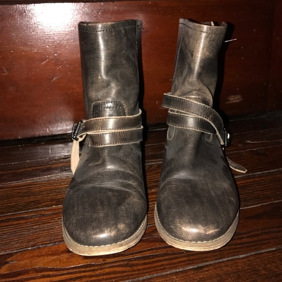 ALDO Boots - Picture 2 of 7