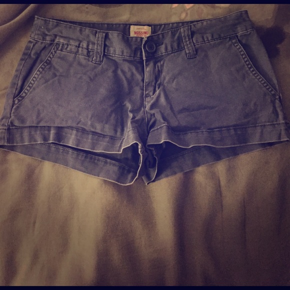 Shorts - Picture 1 of 2