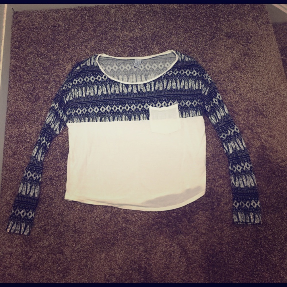 Cream long sleeve with feather pattern