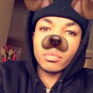 Meet your Posher, Amir