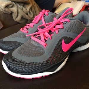 👟 Nike Training Shoes