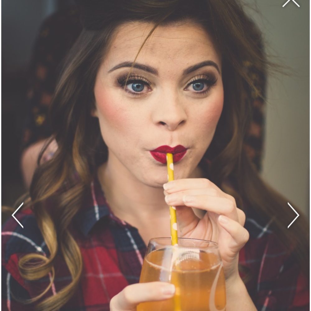 Meet your Posher, Crystal