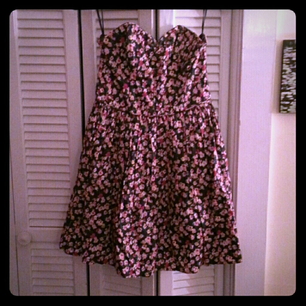 Jack Wills strapless summer dress!