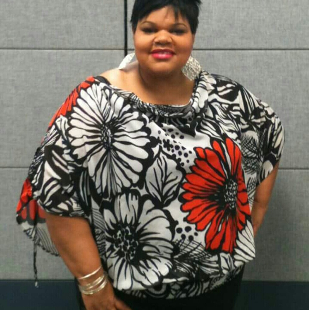 Beautiful flowing Blouse