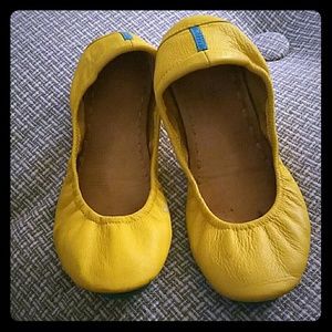 mustard tieks
