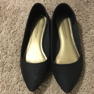 FINAL PRICE DROP! Brand new Black Flats