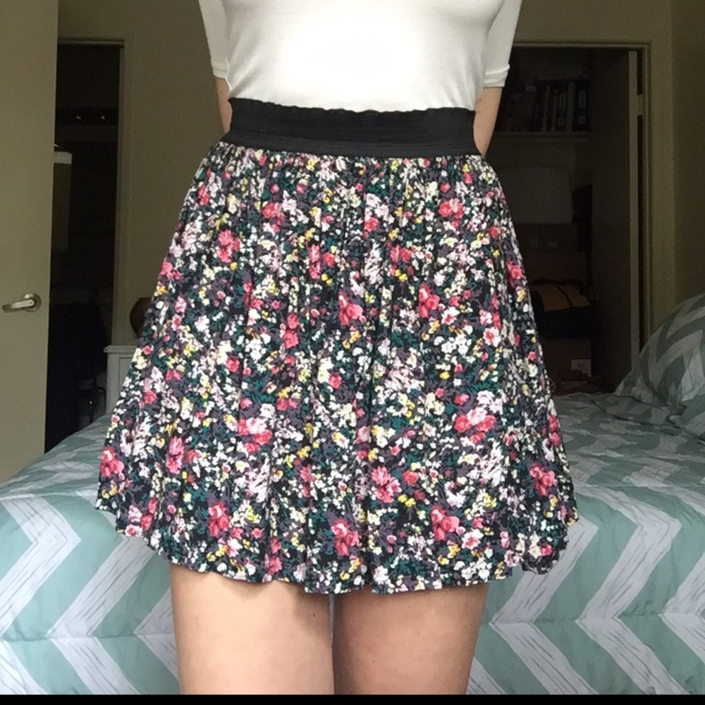 Floral Print Mini Skirt